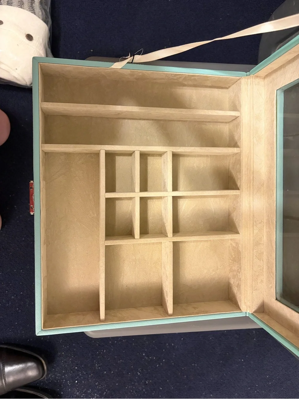 Tuscan Design Tiffany Blue Jewelry Organizer